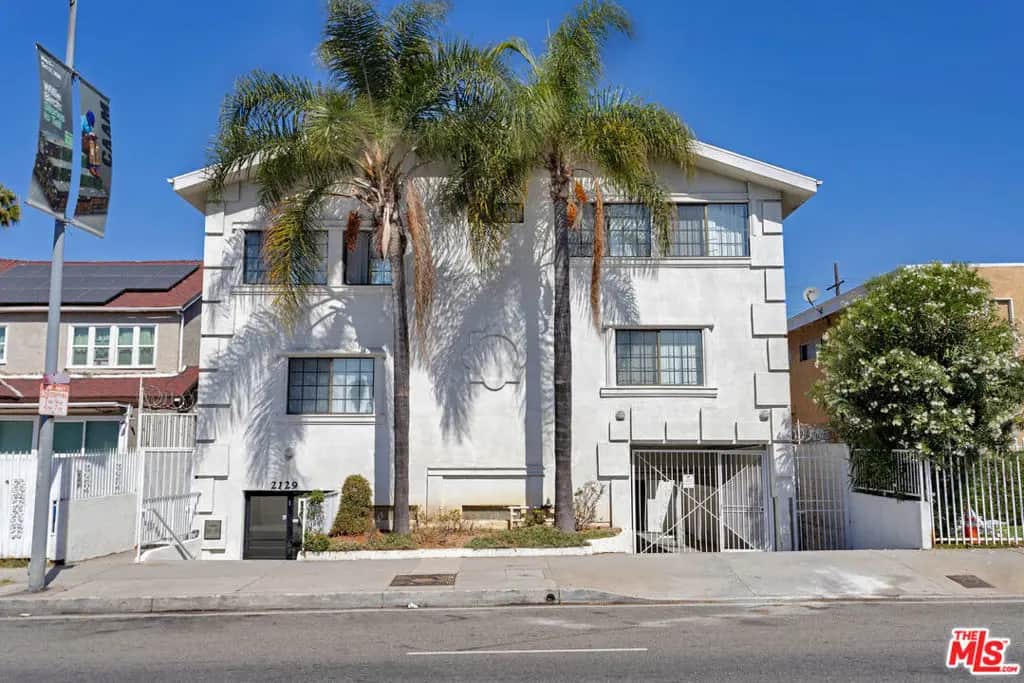 2129 Crenshaw Boulevard, Los Angeles, CA — listing photo 1