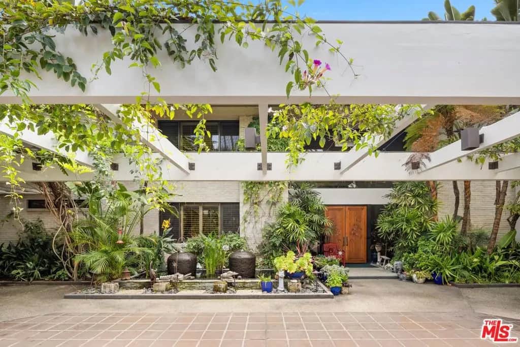 715 N Beverly Drive, Beverly Hills, CA — listing photo 1