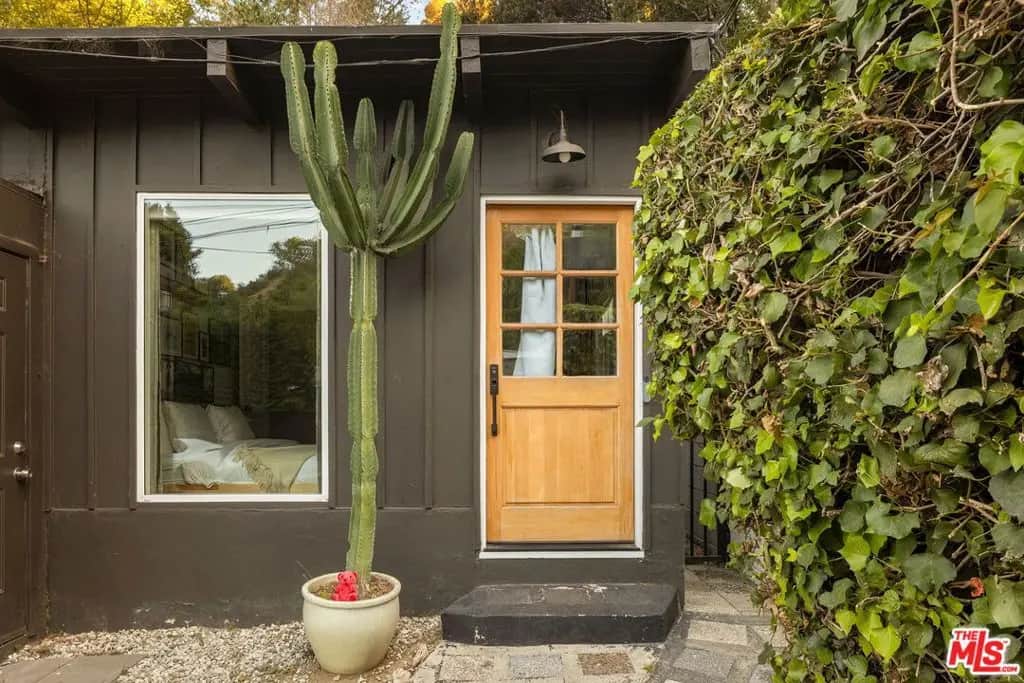 8522 Walnut Drive, Los Angeles, CA — listing photo 1