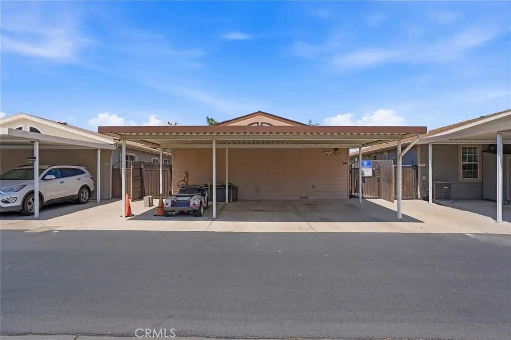 15980 Grand M48, Lake Elsinore, CA — listing photo 1