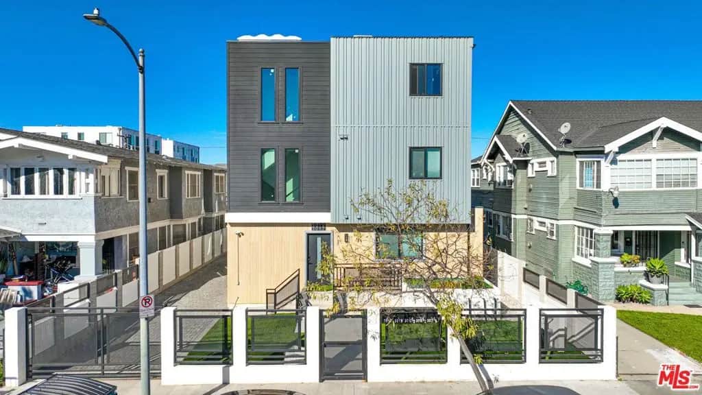 3017 Kenwood Avenue, Los Angeles, CA — listing photo 1