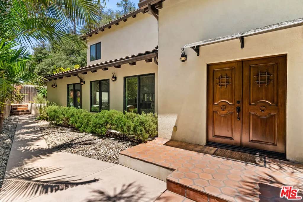 8836 Wonderland Avenue, Los Angeles, CA — listing photo 1