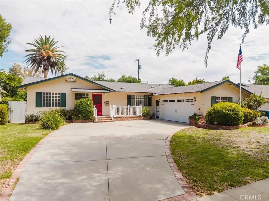 22323 Cantara Street, Los Angeles, CA — listing photo 1