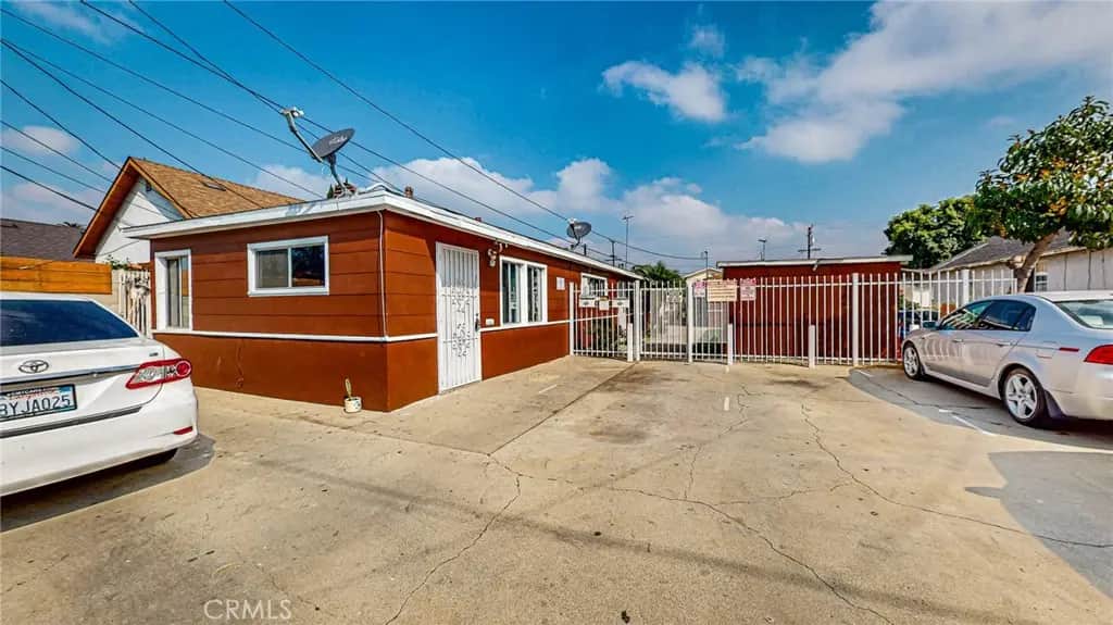 1715 E 65th Street, Los Angeles, CA — listing photo 1