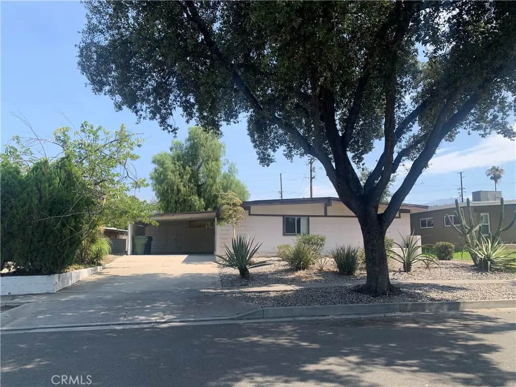 1325 Campus, Redlands, CA — listing photo 1