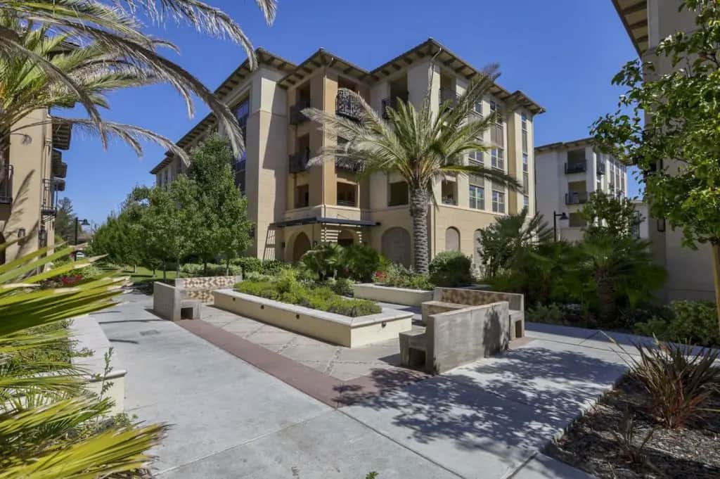 1089 Dewberry Place 401, San Jose, CA — listing photo 1