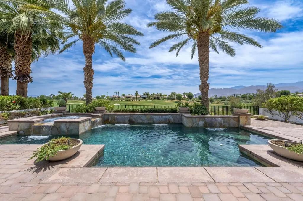 58242 Aracena, La Quinta, CA — listing photo 1