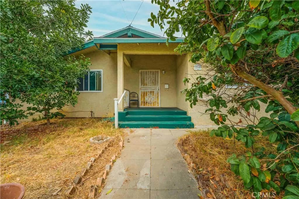 1012 Vina, Long Beach, CA — listing photo 1