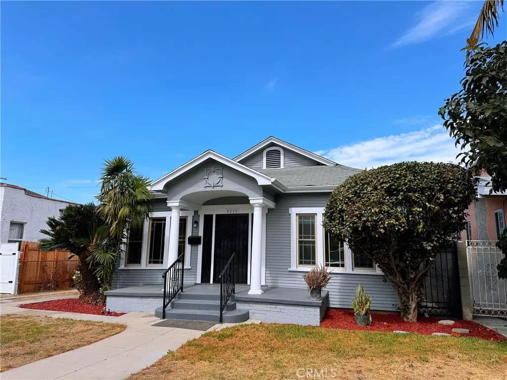 4259 Walton Avenue, Los Angeles, CA — listing photo 1