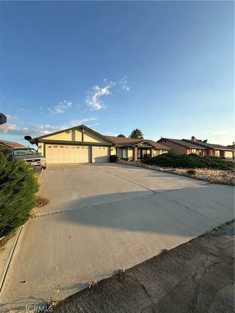 12581 Sunset Road, Victorville, CA — listing photo 1