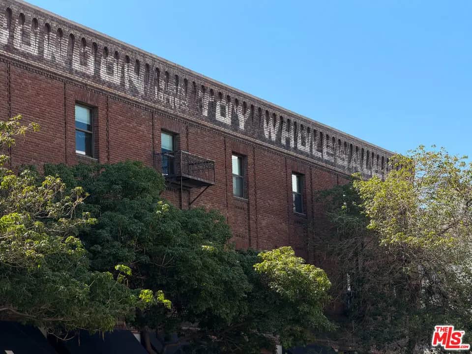 215 S Santa Fe Avenue 4, Los Angeles, CA — listing photo 1