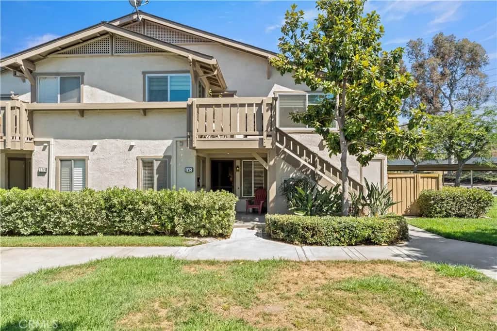146 Echo 58, Irvine, CA — listing photo 1