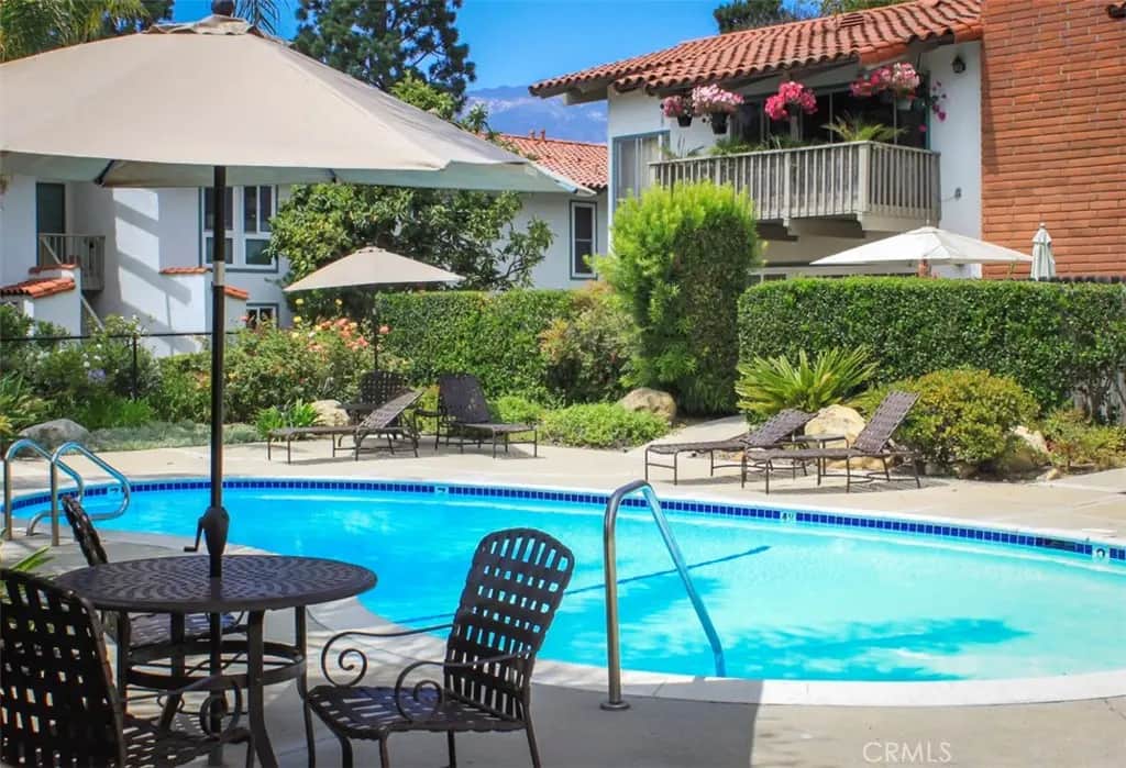 2648 State Street 25, Santa Barbara, CA — listing photo 1