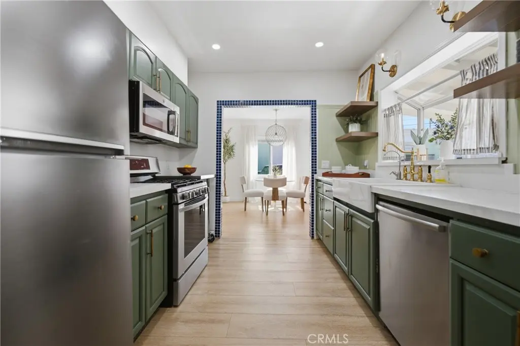 1652 Loma Avenue, Long Beach, CA — listing photo 1