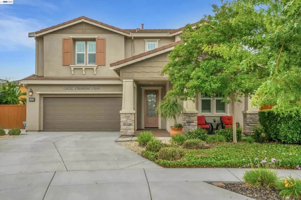 582 Pasture Ave, Lathrop, CA — listing photo 1