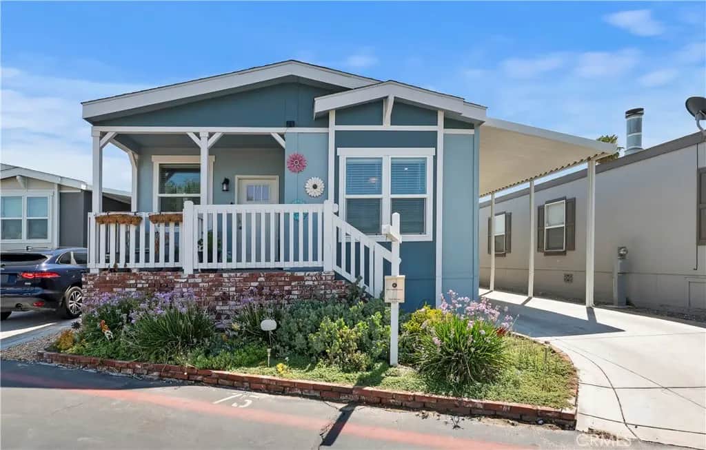 1445 W Florida 75, Hemet, CA — listing photo 1