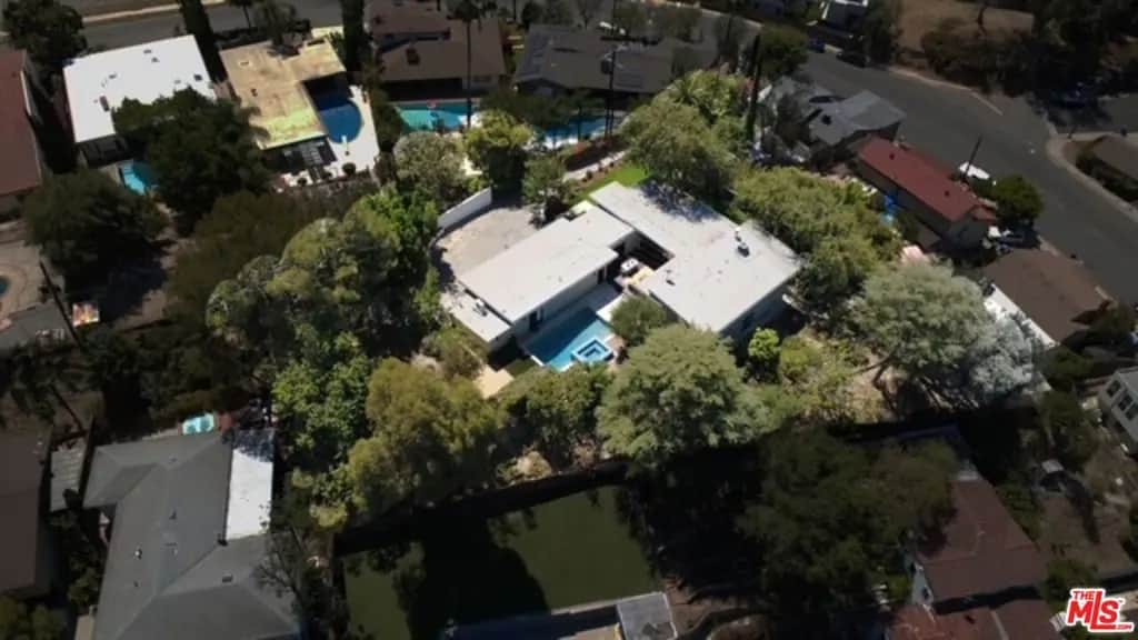 1205 Eagle Vista Drive, Los Angeles, CA — listing photo 1