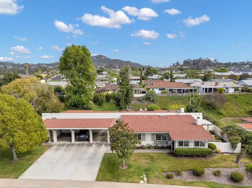 12435 Rios Rd, San Diego, CA — listing photo 1