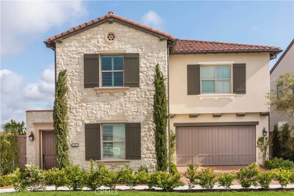 107 Oakstone, Irvine, CA — listing photo 1