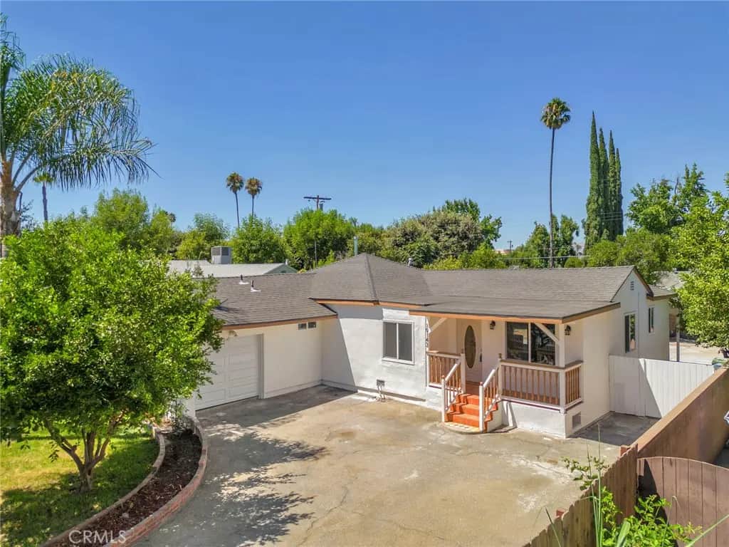 19143 19145 Jovan Street, Tarzana, CA — listing photo 1