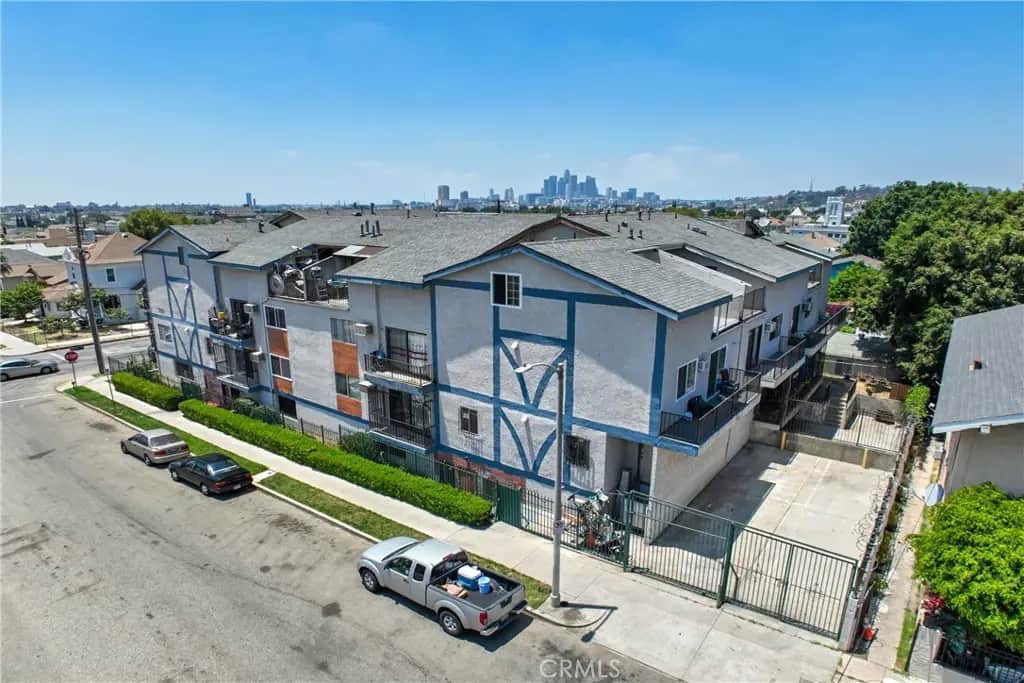 2505 Hancock, Los Angeles, CA — listing photo 1