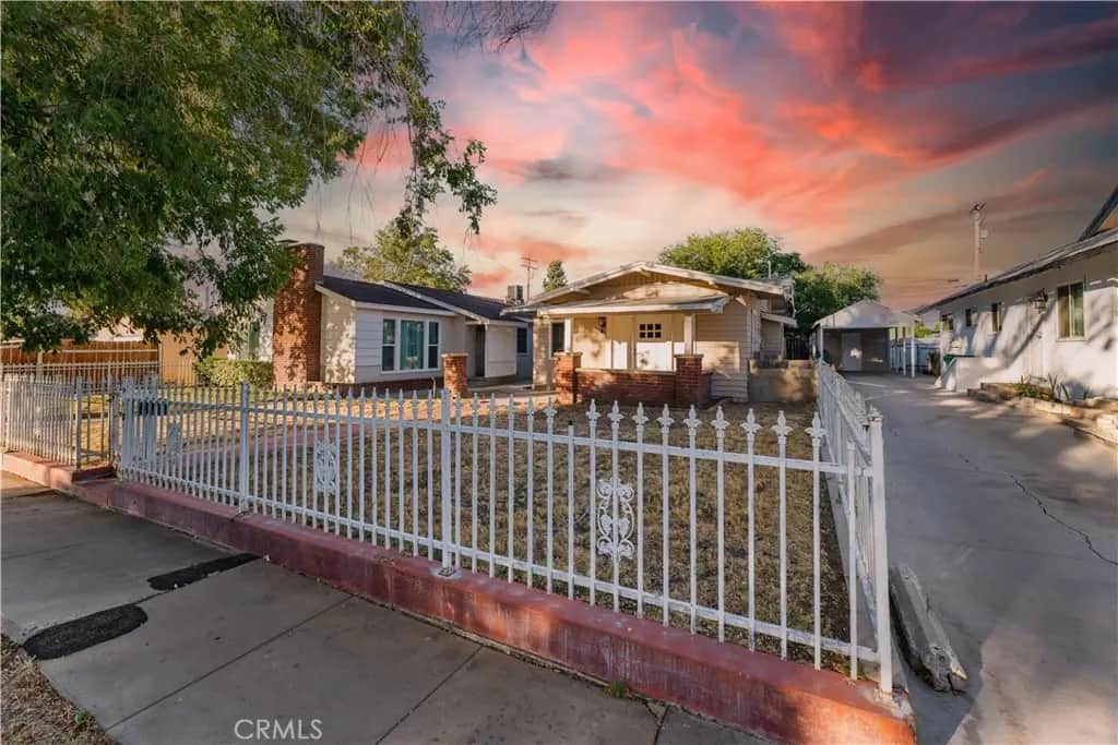 44636 Cedar Avenue, Lancaster, CA — listing photo 1
