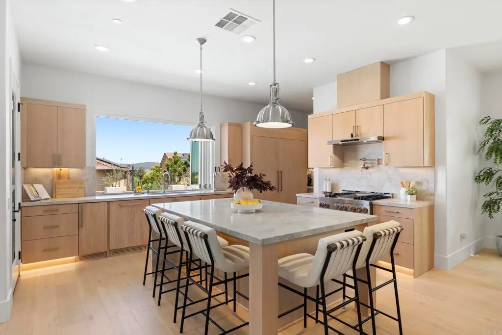 15862 Pomerol Lane, San Diego, CA — listing photo 1