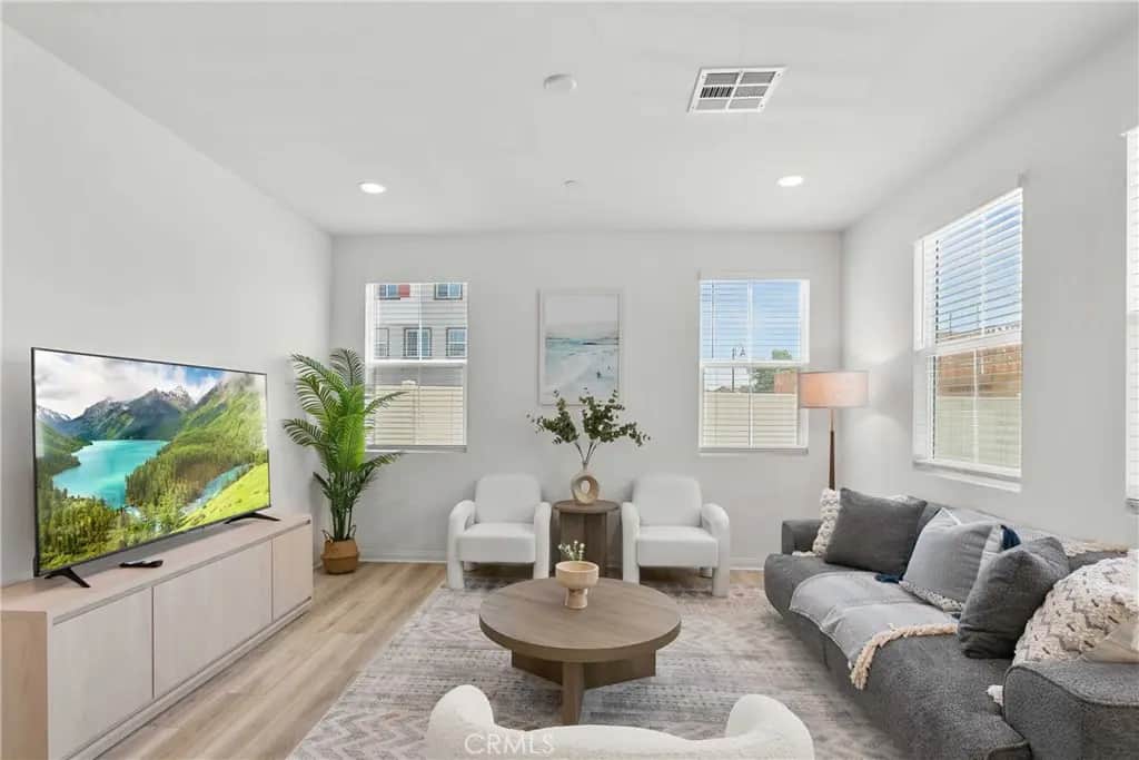 4397 Cadence Way, Oceanside, CA — listing photo 1