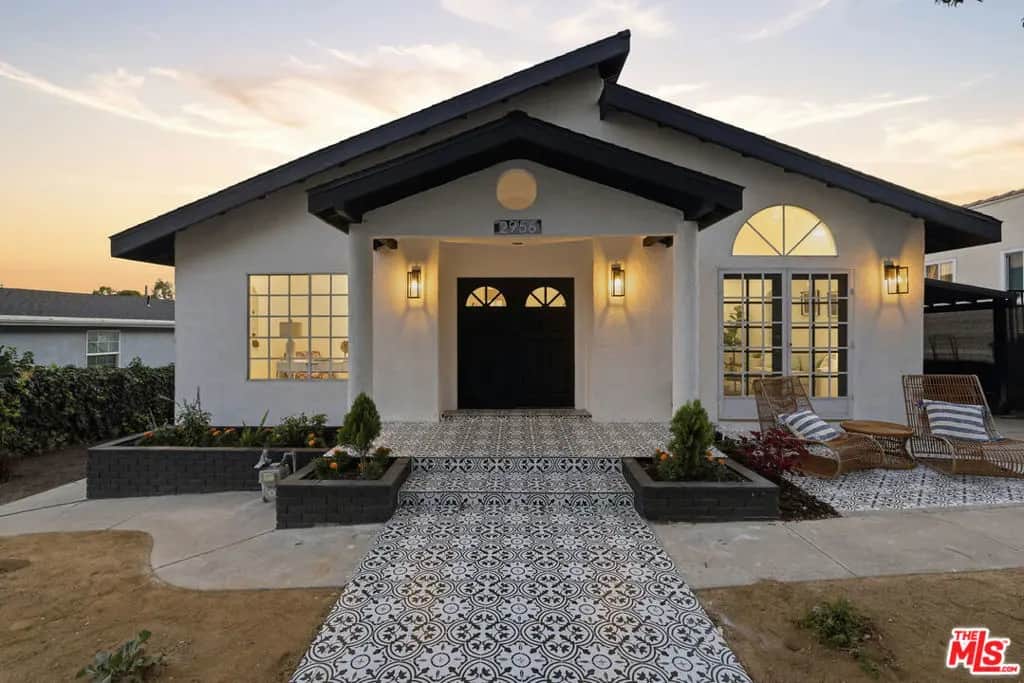 2956 W Avenue 35, Los Angeles, CA — listing photo 1