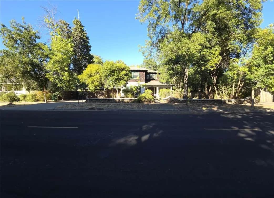 1530 Oleander Avenue, Chico, CA — listing photo 1