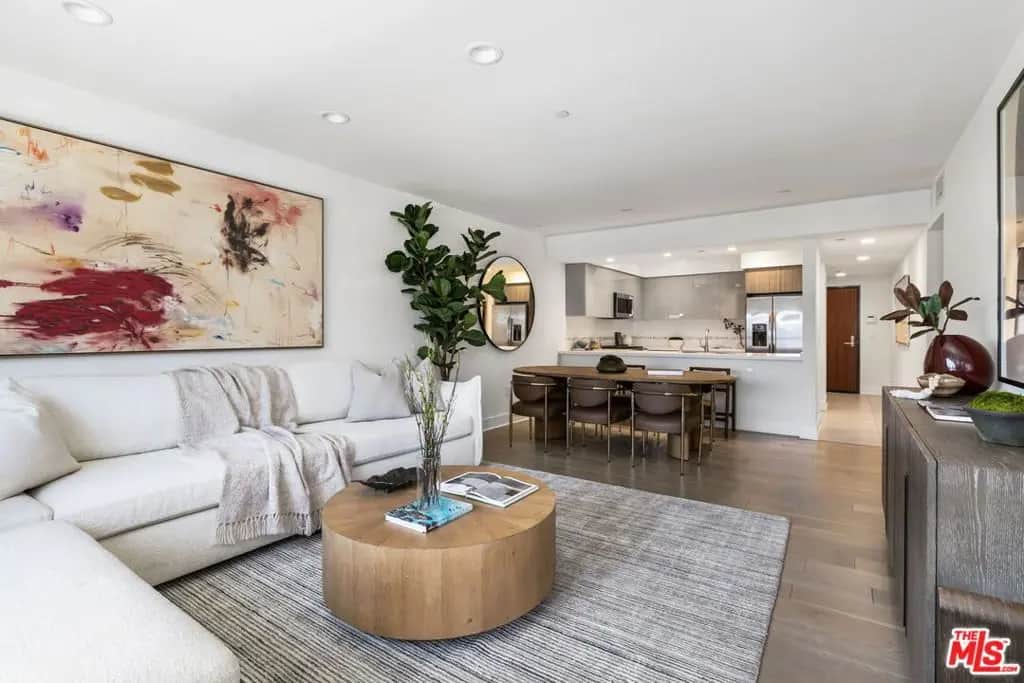 10269 Santa Monica Boulevard, Los Angeles, CA — listing photo 1