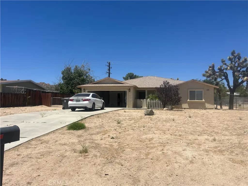 57470 Crestview, Yucca Valley, CA — listing photo 1
