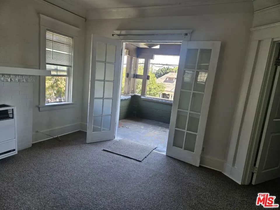 1665 W 12th Place 2, Los Angeles, CA — listing photo 1