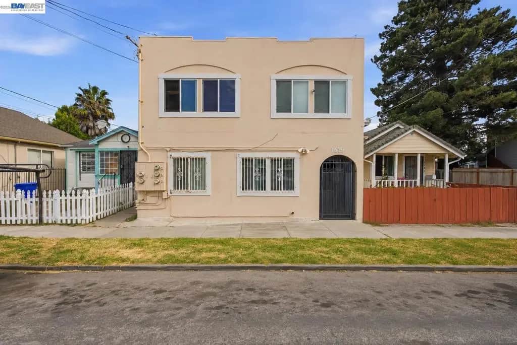 1621 Chanslor Ave, Richmond, CA — listing photo 1