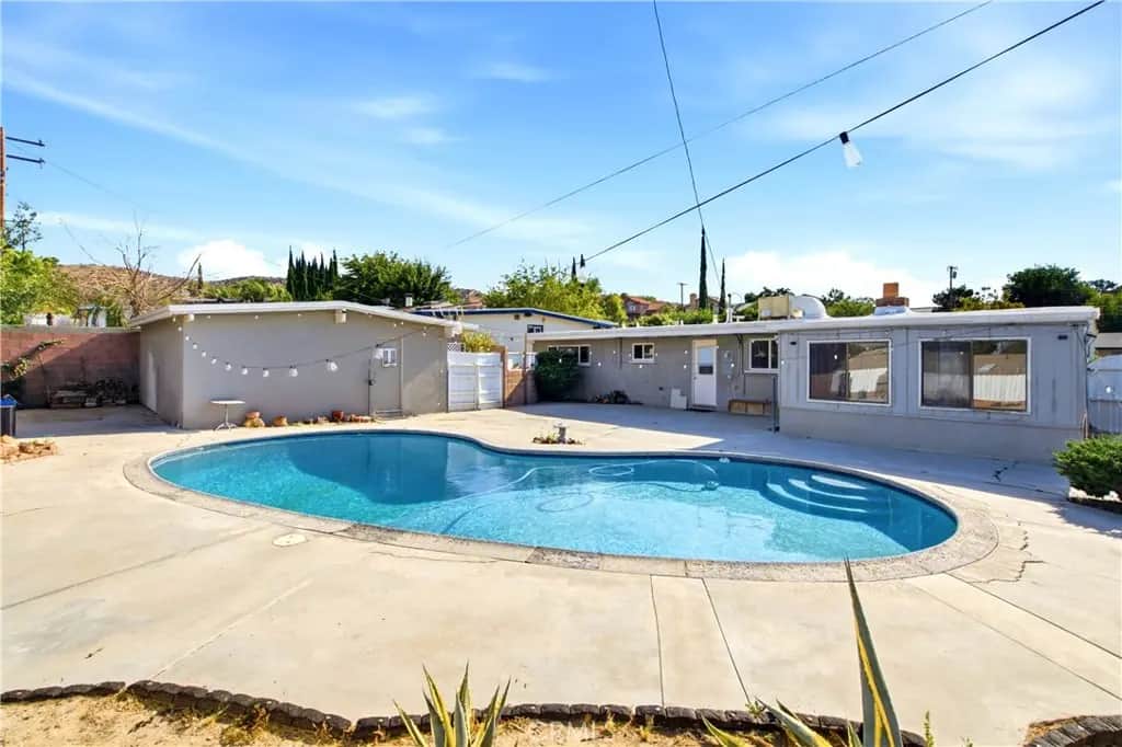 38664 Yucca Tree, Palmdale, CA — listing photo 1