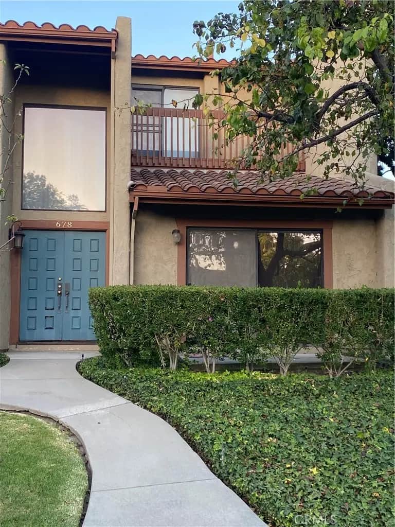 678 Rosewood, Camarillo, CA — listing photo 1