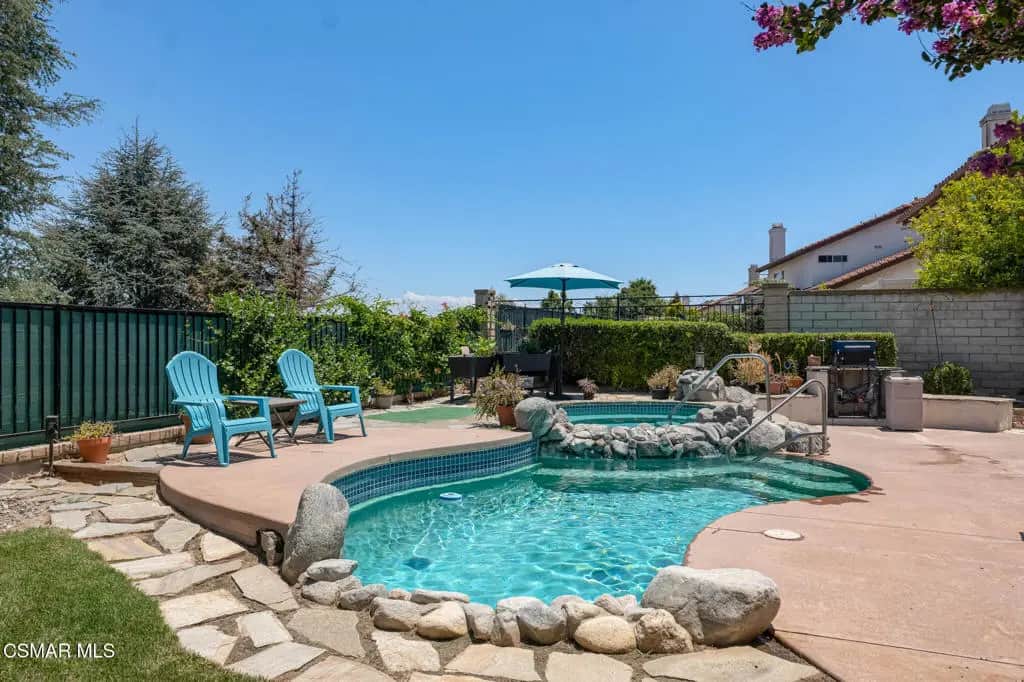 674 Azure Hills Drive, Simi Valley, CA — listing photo 1