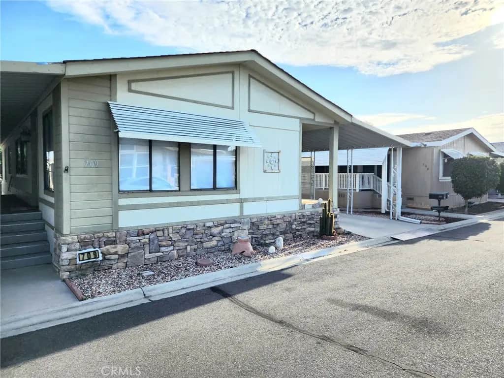 5001 W Florida 709, Hemet, CA — listing photo 1