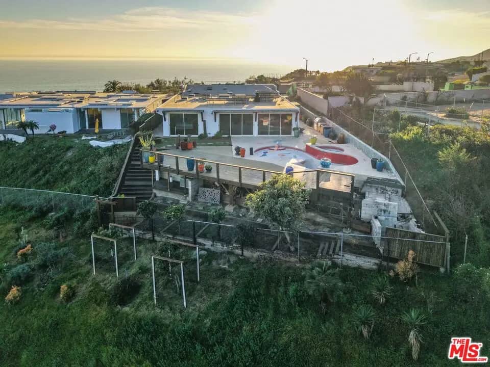 3912 Spray Lane, Malibu, CA — listing photo 1