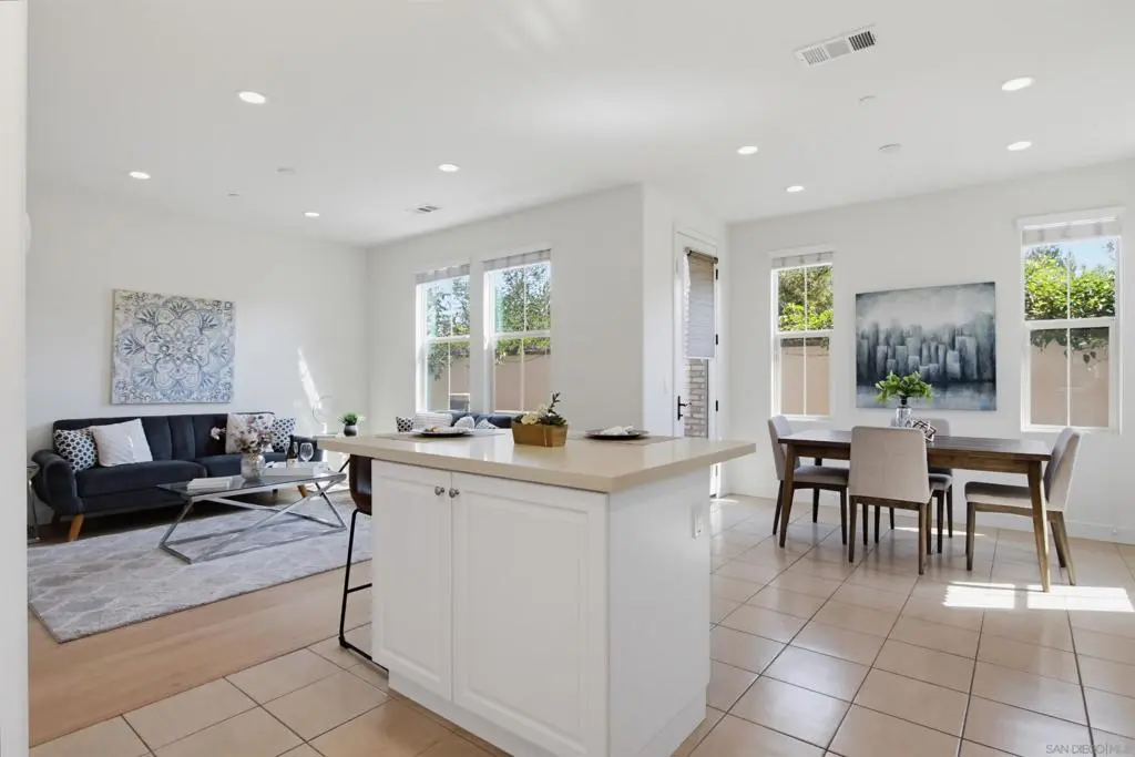 16055 Veridian, San Diego, CA — listing photo 1