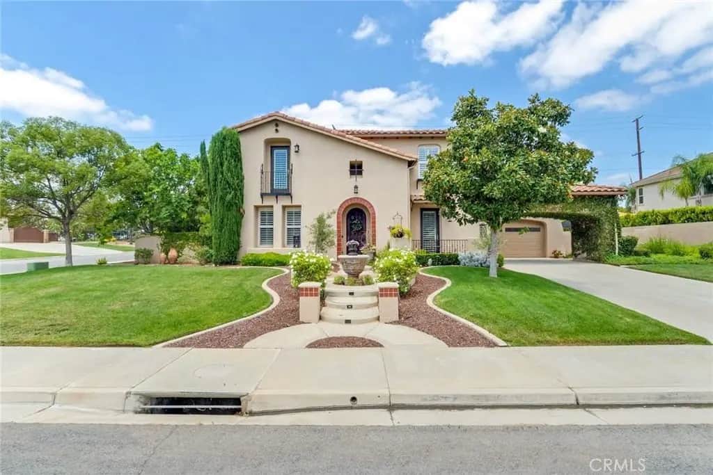 1261 Pamplona Drive, Riverside, CA — listing photo 1