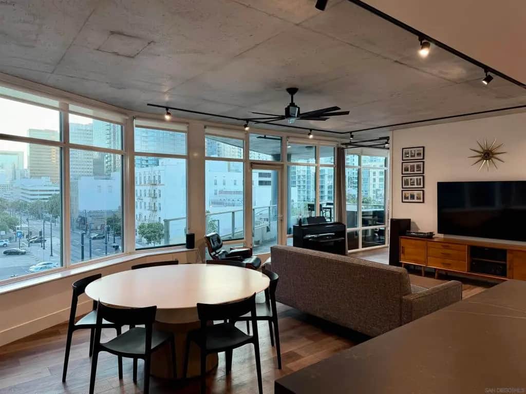 1080 Park Blvd 401, San Diego, CA — listing photo 1