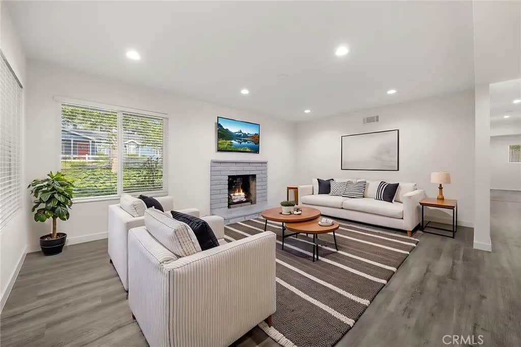 369 San Juan, La Canada Flintridge, CA — listing photo 1