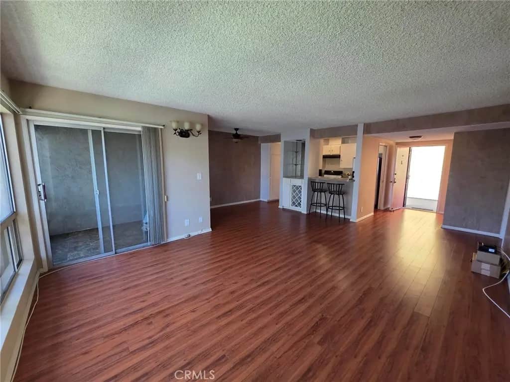 6225 Canterbury 306, Culver City, CA — listing photo 1