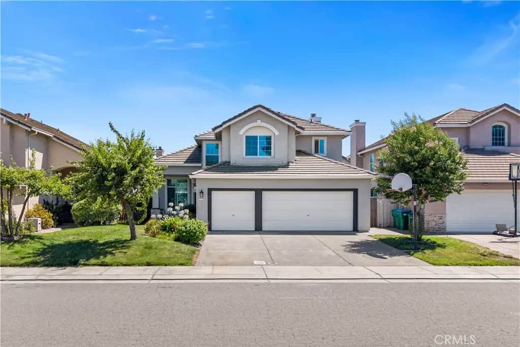 2716 Sequoia, Lodi, CA — listing photo 1