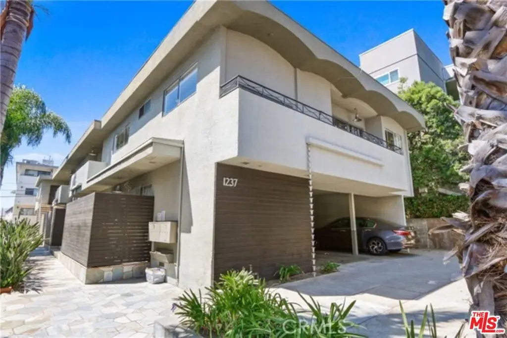 1237 Amherst Avenue 8, Los Angeles, CA — listing photo 1