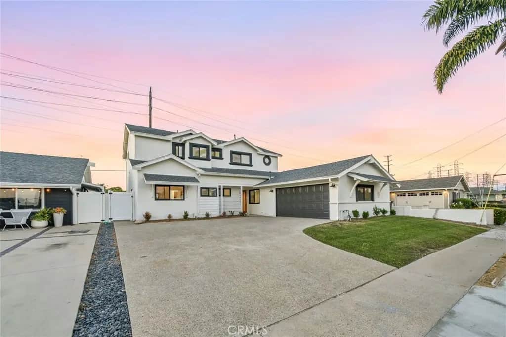 10321 Kamuela Drive, Huntington Beach, CA — listing photo 1