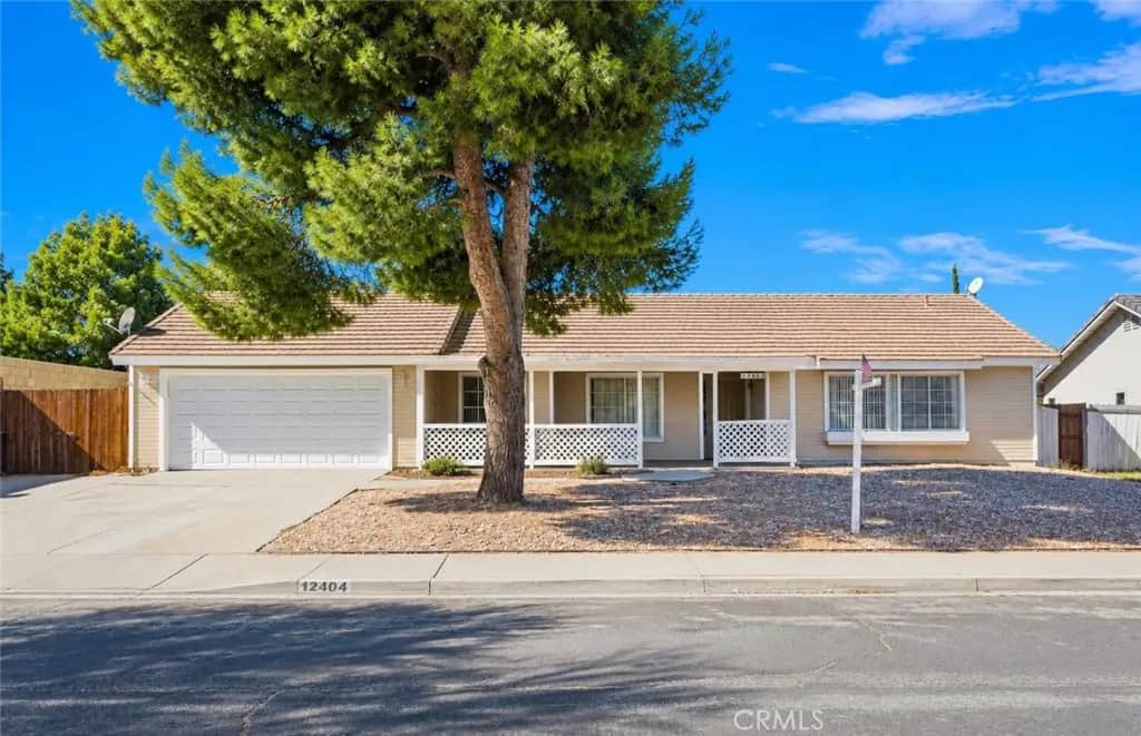 12404 Mammoth Drive, Victorville, CA — listing photo 1