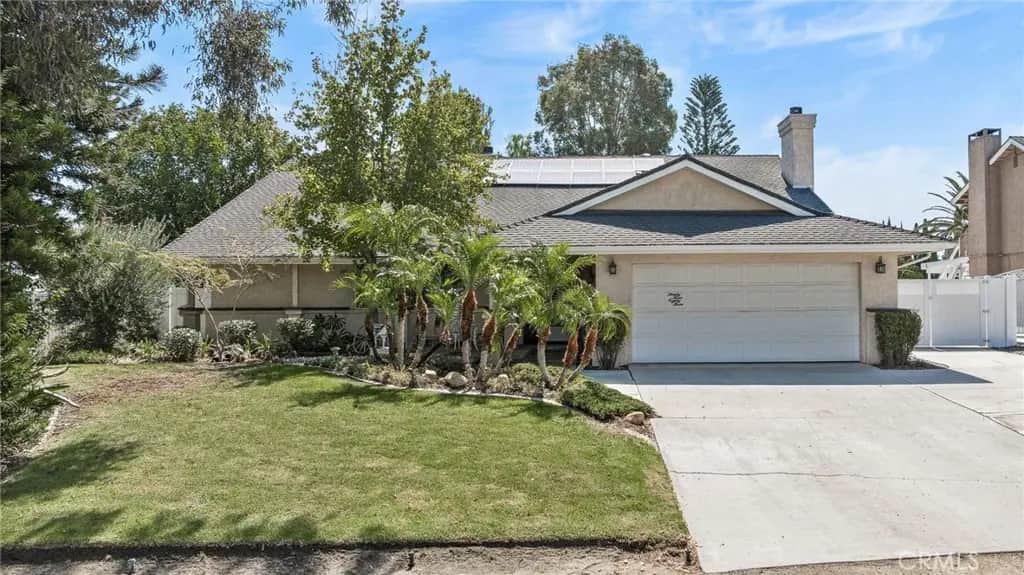 2383 Hialeah Circle, Norco, CA — listing photo 1