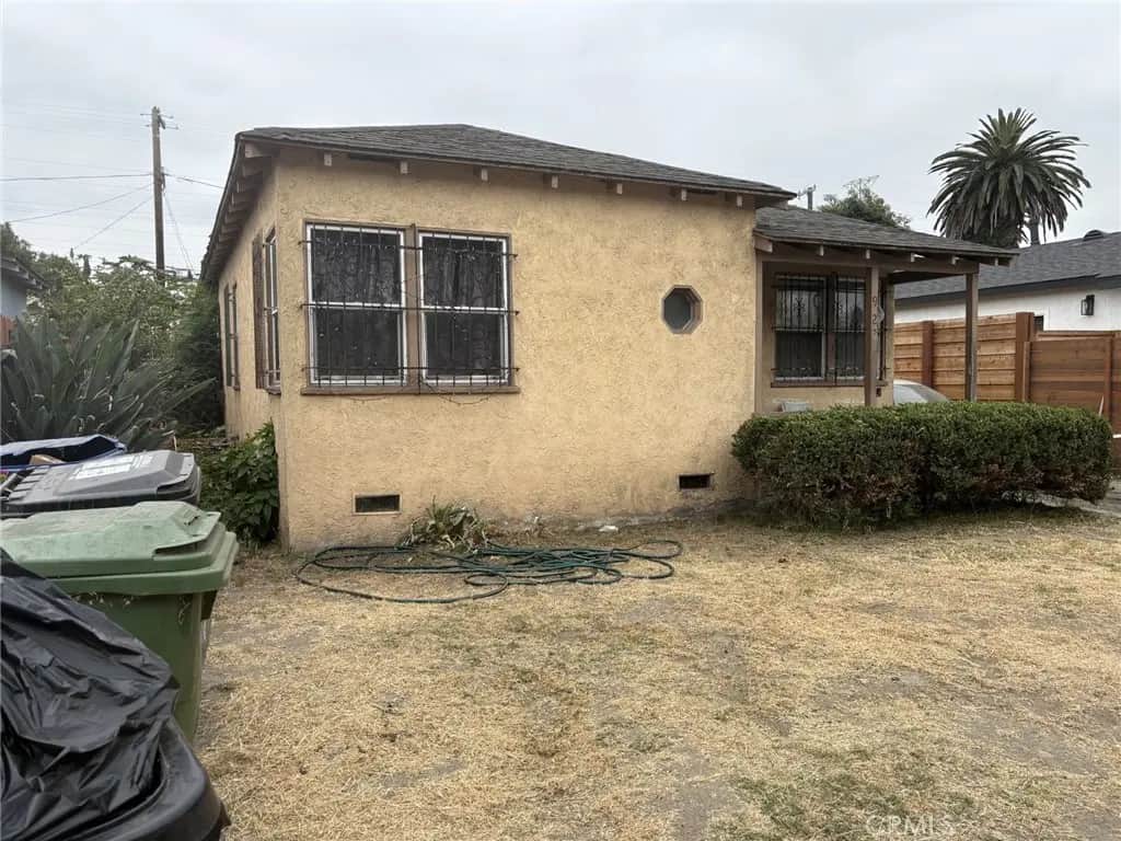 922 E 97th, Los Angeles, CA — listing photo 1